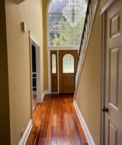 Building Photo - 1024 W Stone Creek Cir