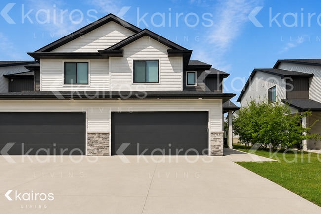Building Photo - 6918 Bluebell Ct