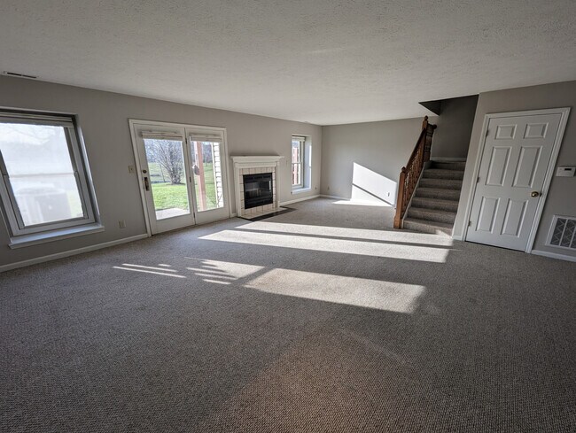 Building Photo - 6459 Cotton Bay Dr N