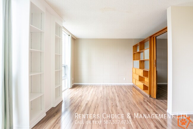 Photo du bâtiment - Convenient Apartment with First Responder/...