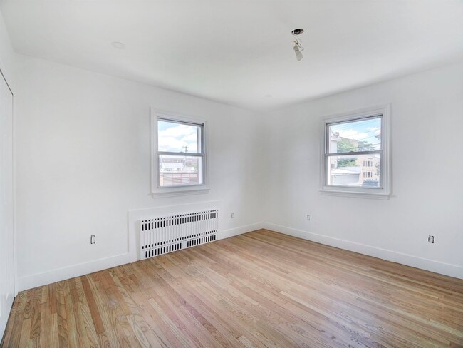 Building Photo - 1110-1112 73rd St