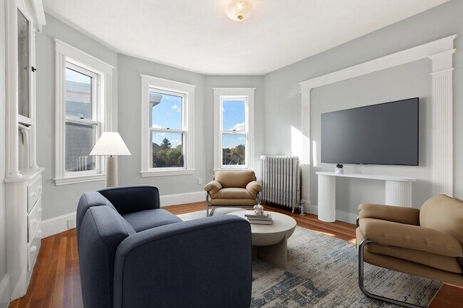 Foto del edificio - 811 Somerville Ave