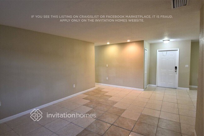 Building Photo - 16620 SW 93rd Ave
