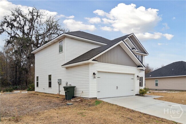 Foto del edificio - 601 Meloney Dr