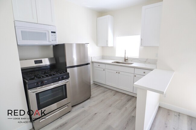 Foto del edificio - 5179 S Western Ave