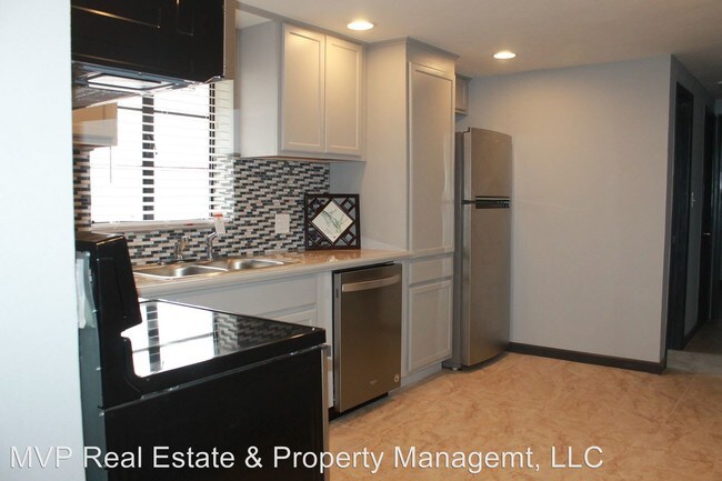 Building Photo - 2 br, 1 bath House - 2108 S Sunnylane Rd