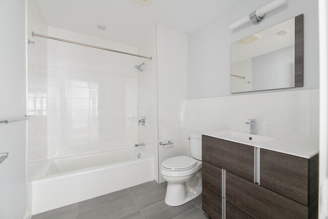 Foto del edificio - 44-48 Medford St