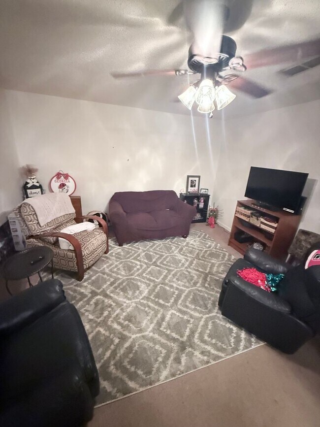 Foto del edificio - Campus Lofts | Elevated Living Near Everything