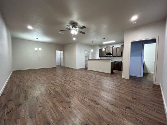 Foto del edificio - Beautiful newly built 2 bedroom 2 bath