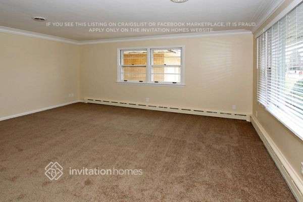 Building Photo - 1407 Highland Ave