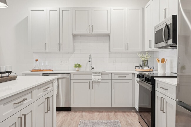 Arbor View Townhomes apartments — community photo - Arbor View Townhomes