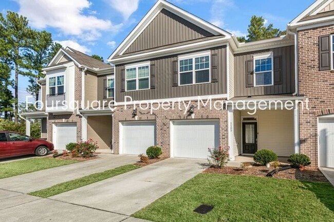 Photo - Townhome| Screened -In Back Porch |One Car...