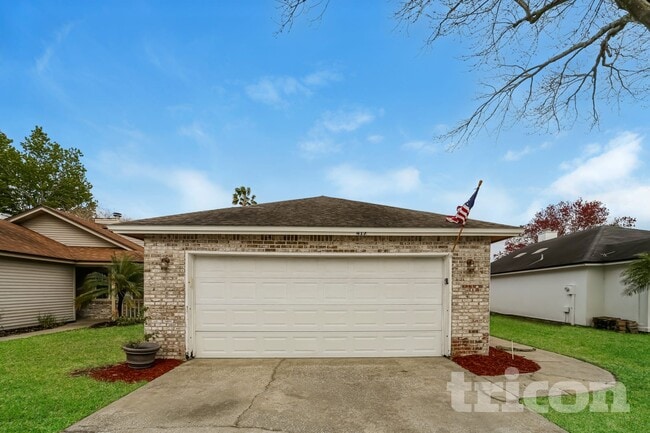 Building Photo - 417 Filmore Dr