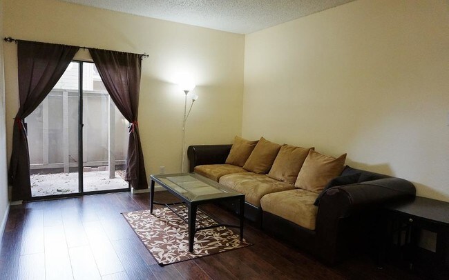 Foto del edificio - 10047 Westpark Dr