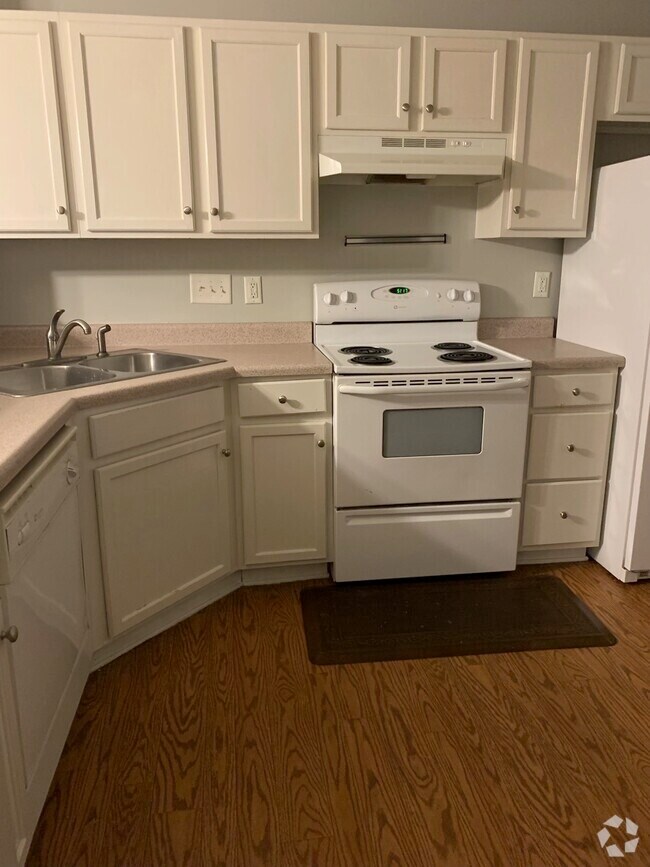 Rachels Keep Houses for Rent with a Garage Greensboro, NC 2 Homes