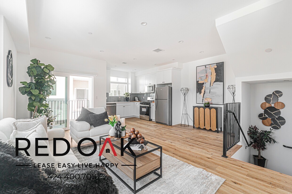 Foto principal - 11960 Vanowen St