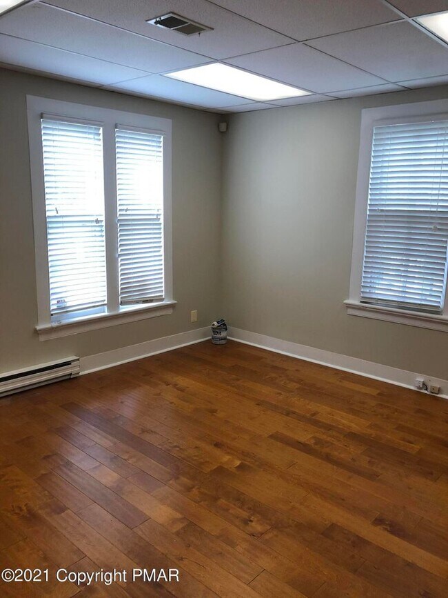 518 Sarah St Unit 518, Stroudsburg, PA 18360 Apartments in