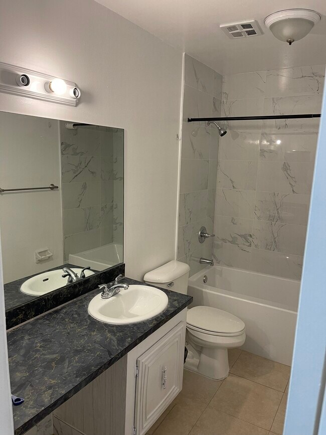 Foto del edificio - 5953 NW 25th Ct