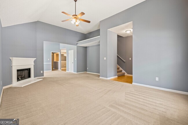 Foto del edificio - 5955 Raventree Ct