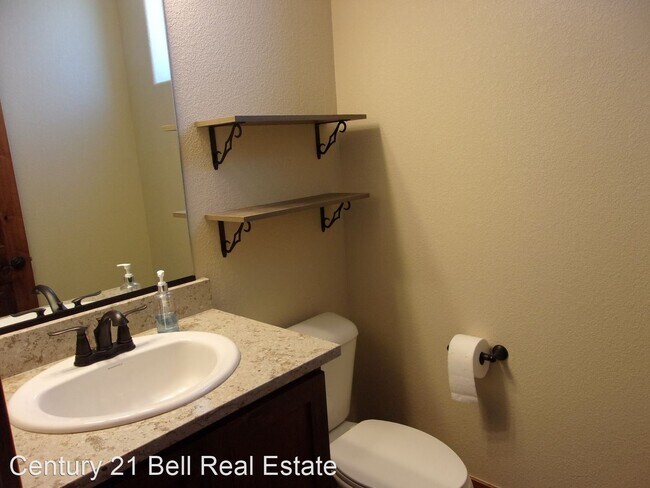 Building Photo - 3 br, 2.5 bath House - 3532 Red Feather Trail