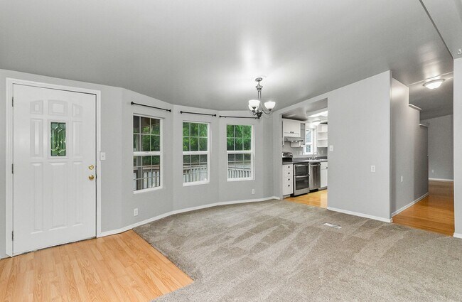 Building Photo - Snohomish Rambler for Rent!