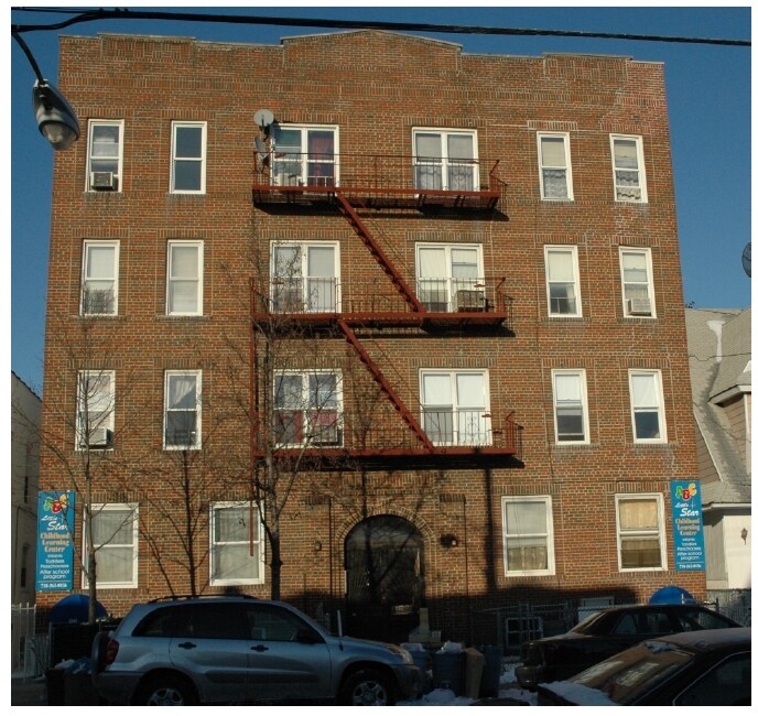 Building Photo - 2345 85th St