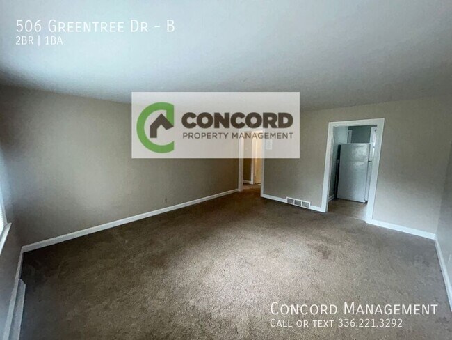 Foto del edificio - 506 Greentree Dr