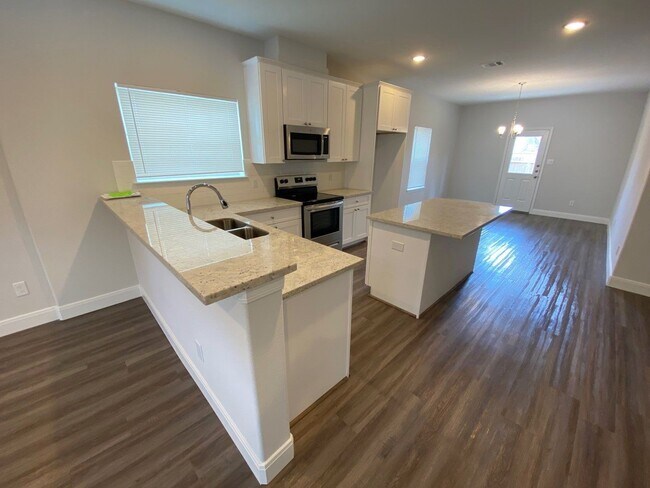 Foto del edificio - 8214 Parker Rd