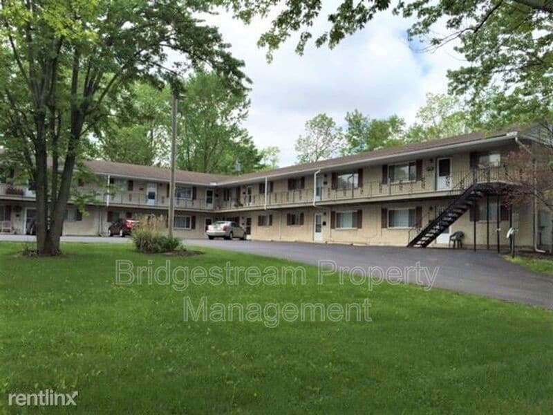 Primary Photo - 7837 N Main St