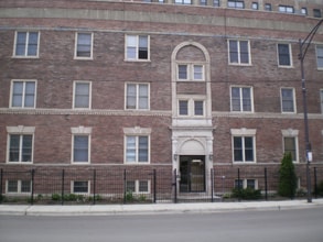 Building Photo - 6100 S Woodlawn Ave