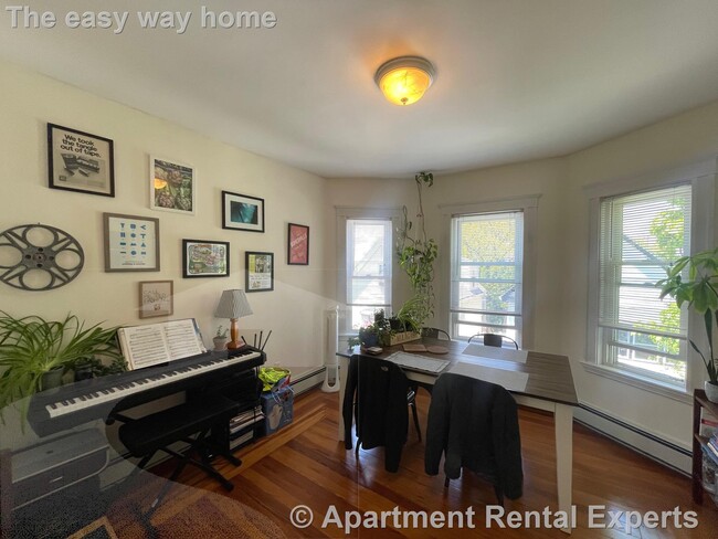 Building Photo - Porter Sq 2BR - 5 Rooms - Porch - Free Lau...