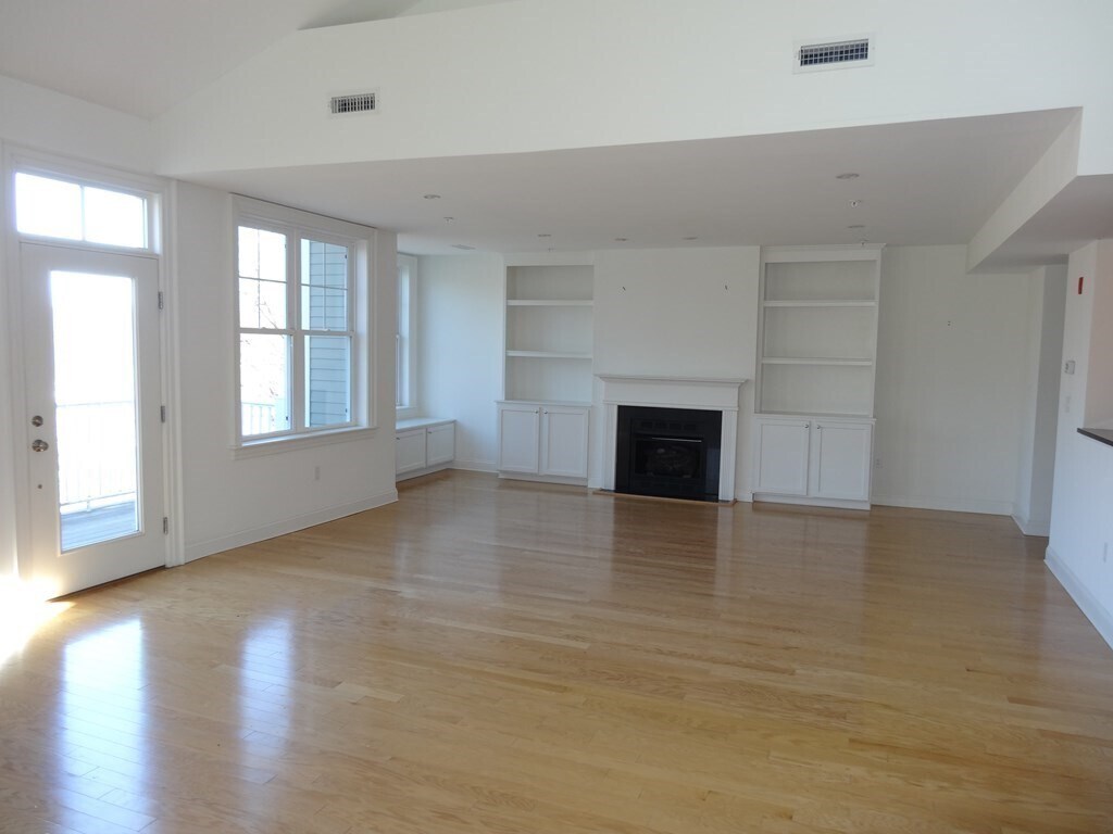 39 Taylor Dr Unit 3007, Reading, MA 01867 Condo for Rent in Reading