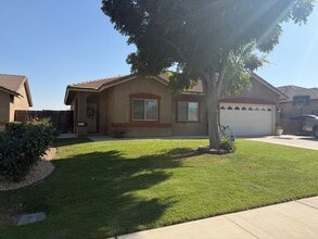 Building Photo - 3601 Rio Grande Ln