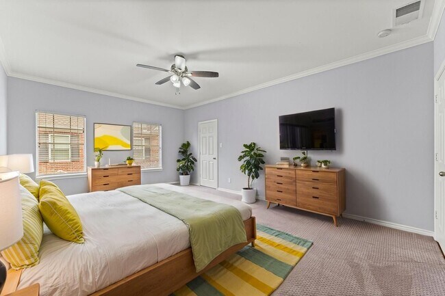 Foto del edificio - 6839 Staffordshire Blvd