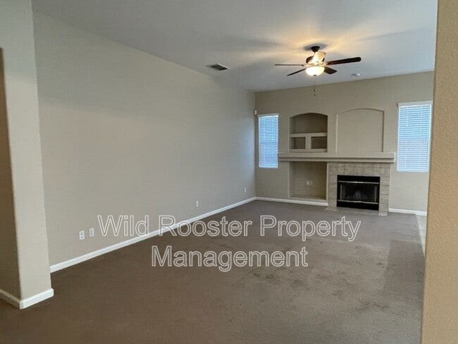 Building Photo - 10165 Sorenstam Dr