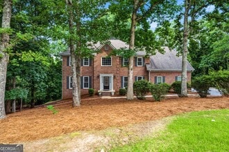 Building Photo - 5525 Hampstead Way