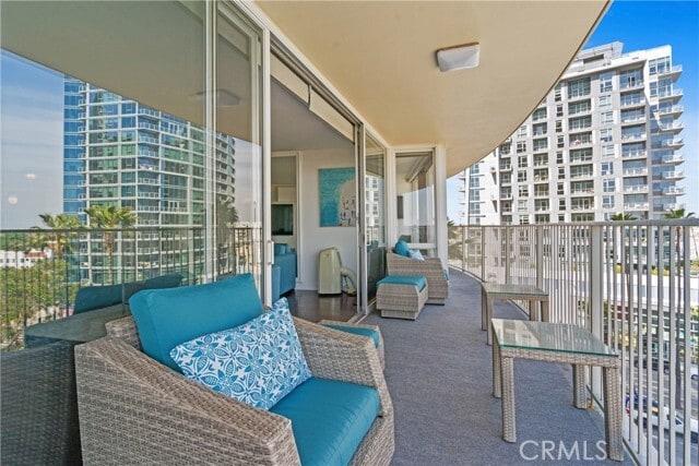 Building Photo - 700 E Ocean Blvd