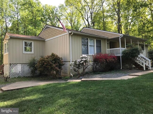 Building Photo - 41329 Red Hill Rd
