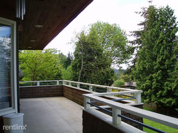 Foto del edificio - 5041 112th Ave NE
