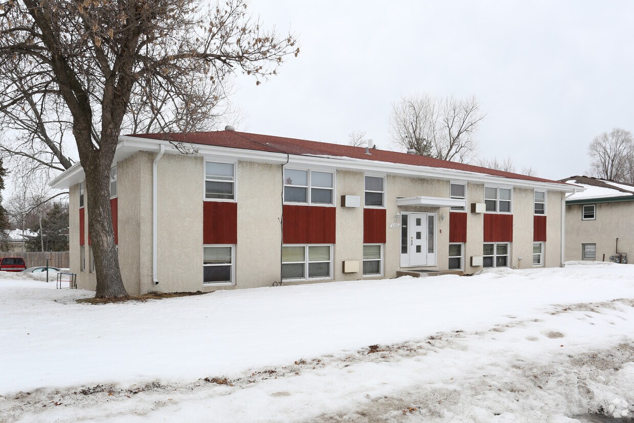 Building Photo - 6393 Highway 65 NE