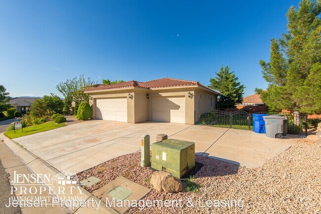 Foto del edificio - 3 br, 3 bath House - 2255 Putters Circle