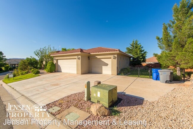 Building Photo - 3 br, 3 bath House - 2255 Putters Circle