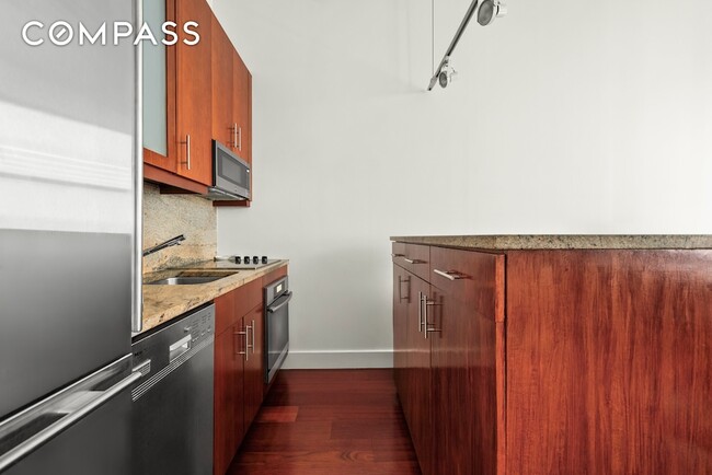 Photo - 80 John St Apartment