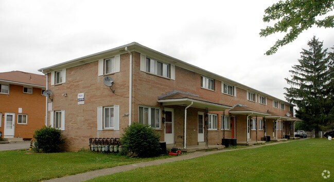 5804 N Meadows Blvd Columbus Oh 43229 Apartments Primary Photo 5804 N Meadows Blvd