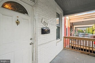 Building Photo - 409 Edgewood St