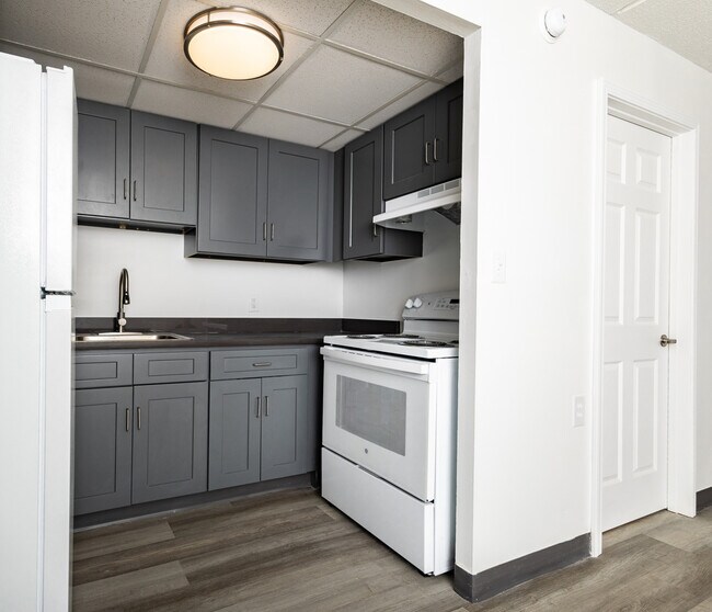 Vista de la cocina - Morningside Gardens Apartments
