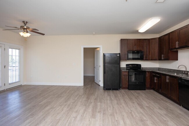Foto del edificio - 161 Howard Ln