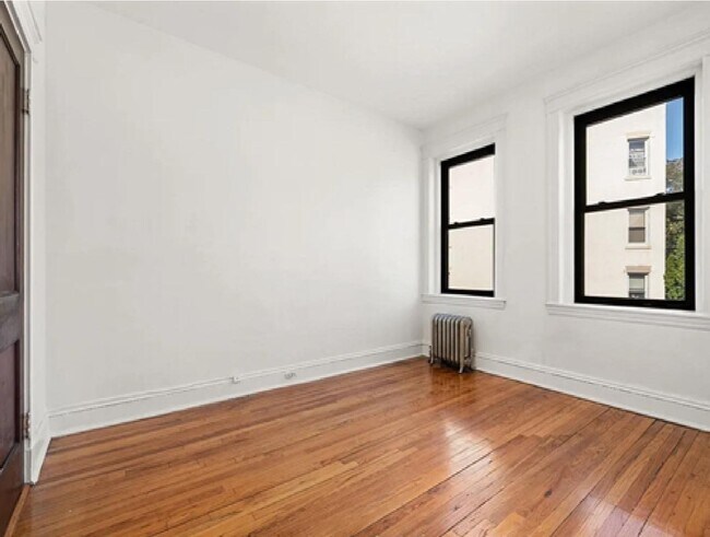 Foto del edificio - 69 Quint Ave