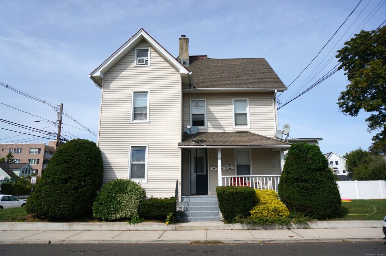 Foto principal - 35 Cove Ave