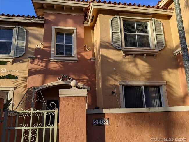 Building Photo - 2208 Coral Reef Ct